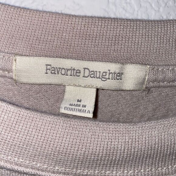 Favorite Daughter Mom Of the Year Sweatshirt Heather Oatmeal Medium - Picture 7 of 10